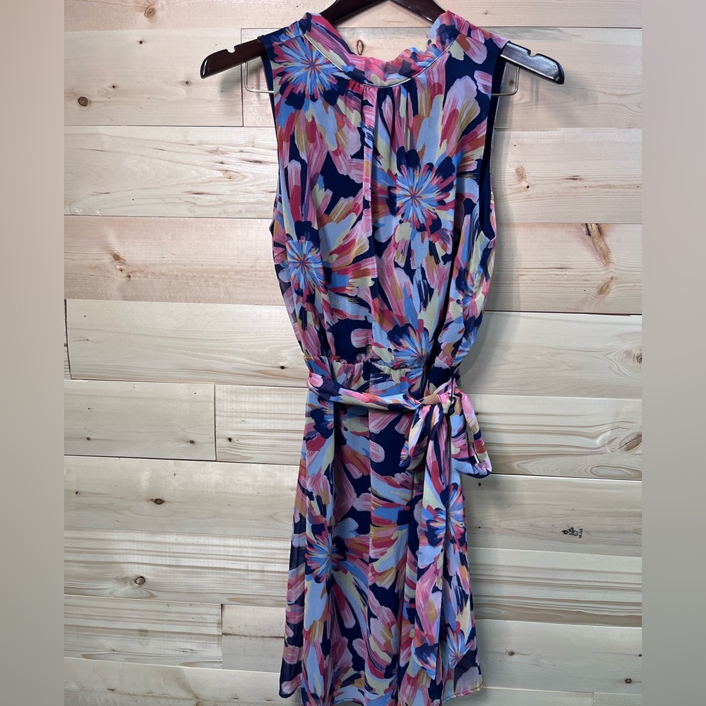 Sweet Pea for NY & Co. Medium
Floral Sleeveless Dress - Multicolor